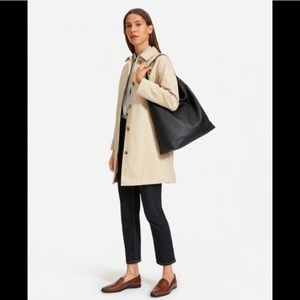 Like NEW Everlane Boss Bag in BLACK! 🥰🎉😍